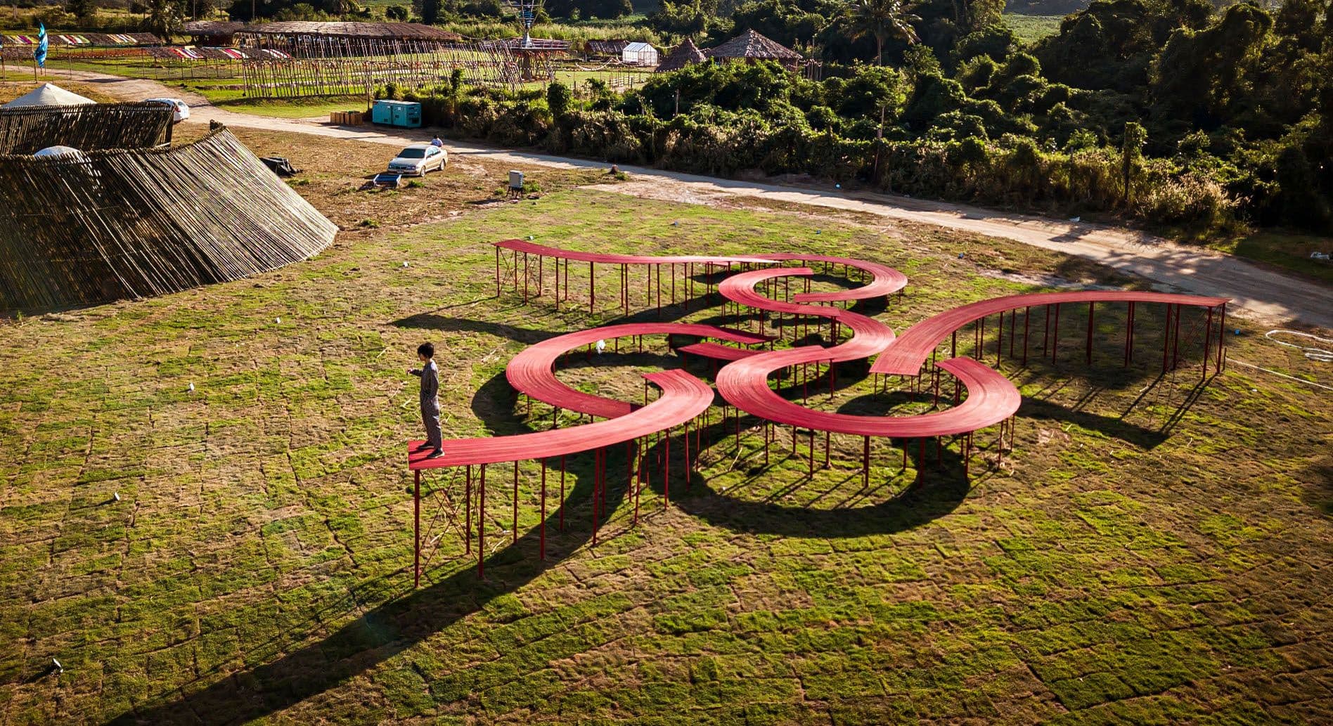 Ramp / The walk by Bangkok project studio