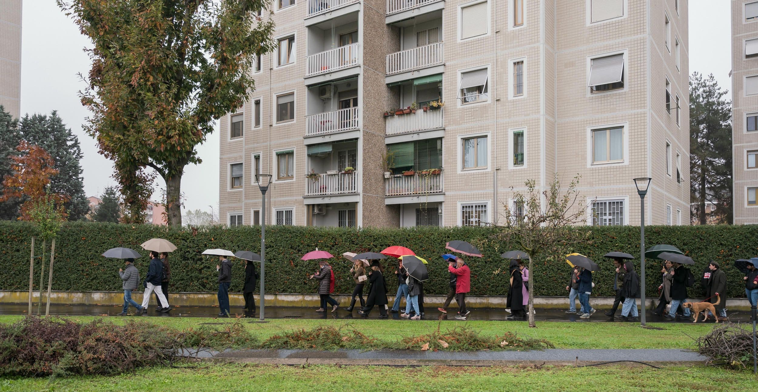 “Super-imposti”: a “walkshop” to rediscover Gallaratese