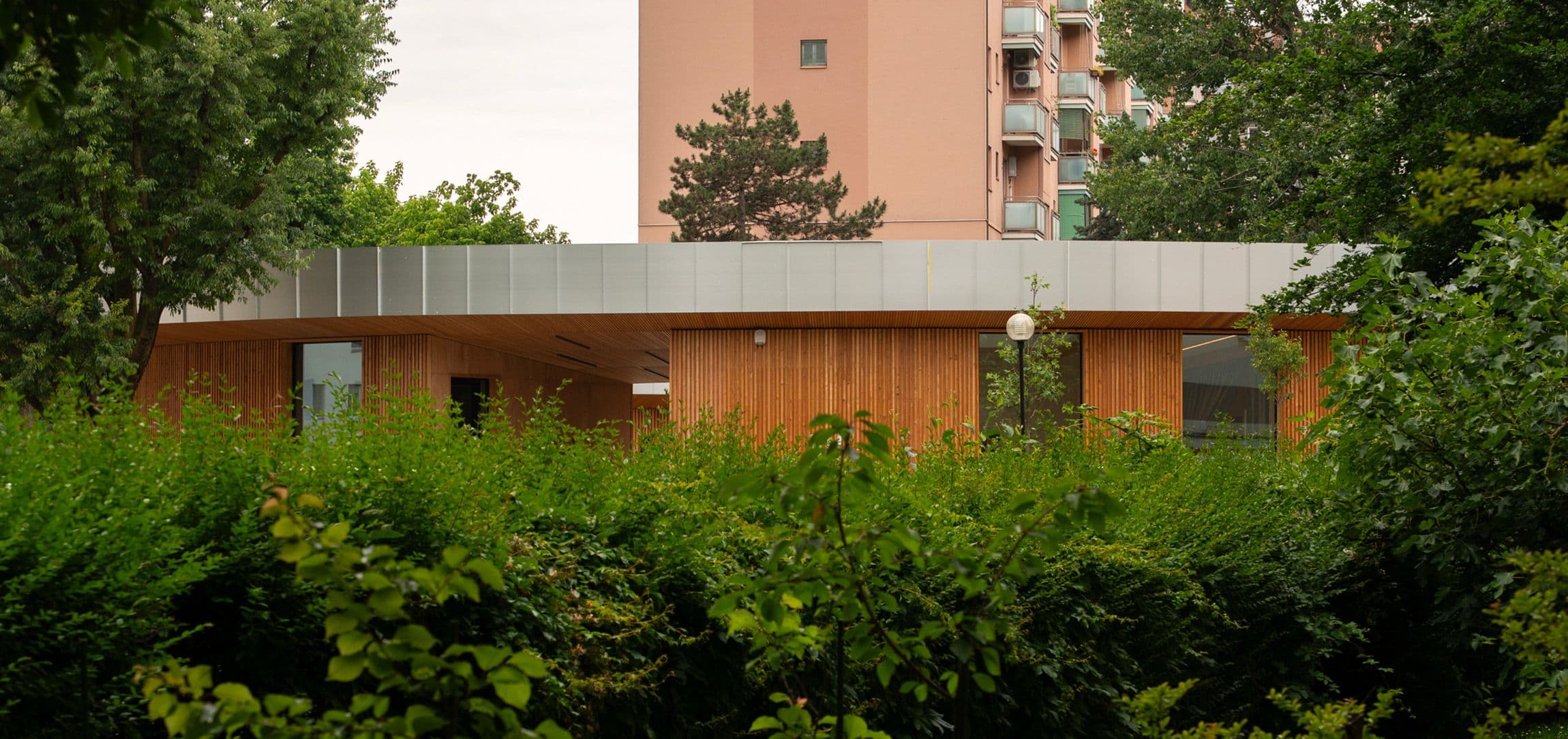 Fighting educational poverty on the outskirts of Milan