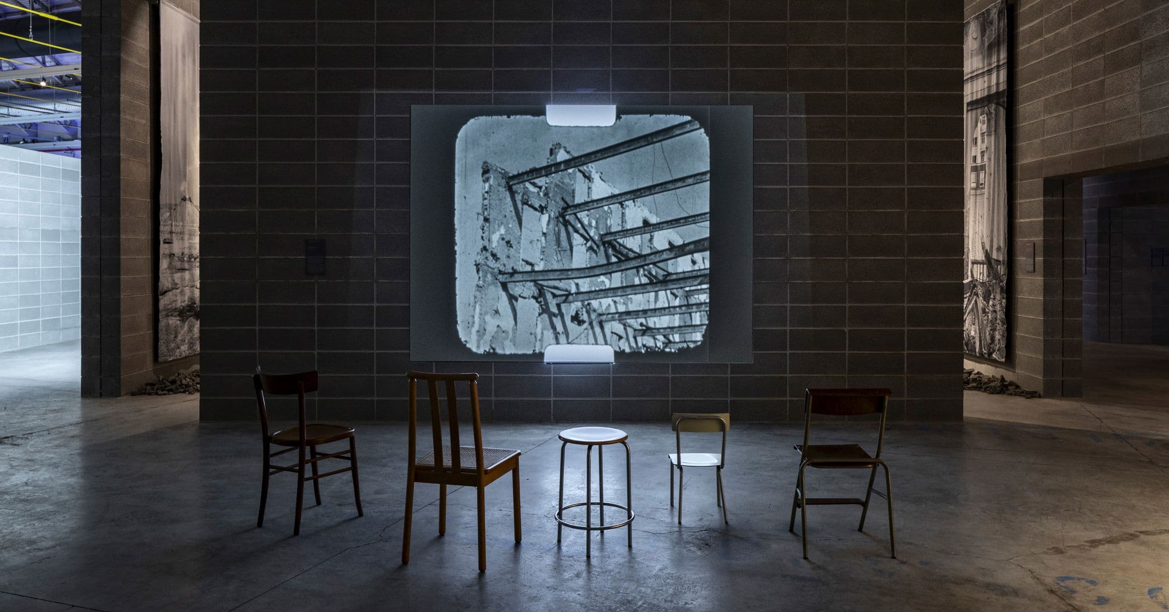 De bello. Notes on war and peace