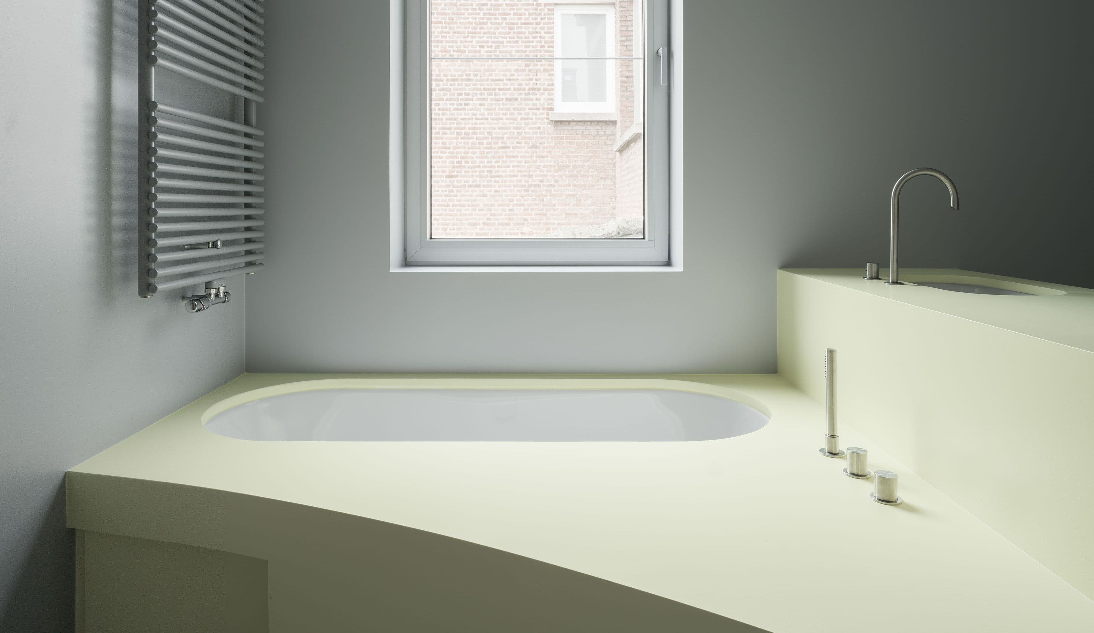 Bagno / LAYA di i.s.m.architecten